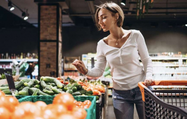 Четыре лайфхака, как сэкономить в продуктовом и не навредить организму