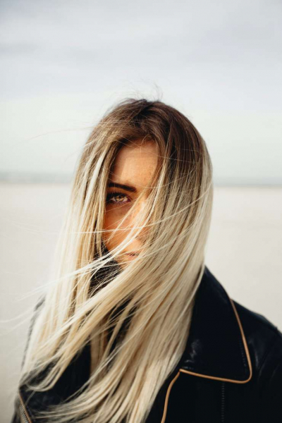 Выпадение волос и дешевый вид: вот, что нужно знать перед окрашиванием в блонд