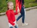 ‘Мама, я сам!’: как отпустить ребенка гулять и не сойти с ума – 5 советов. Как отпустить ребенка гулять одного?