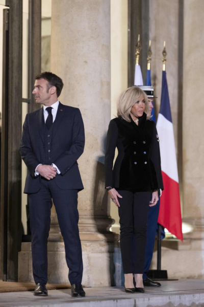 Первая леди Франции показывает как выглядеть дорого и по-парижски шикарно