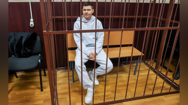 На Аяза Шабутдинова хотят подать в суд уже 500 человек