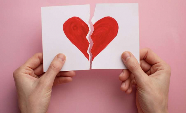 «Без доверия союз обречен»: психолог рассказала, в каких ситуациях брак не спасти