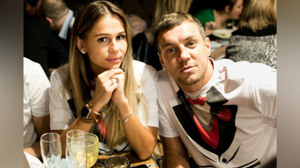 Запретная любовь: 7 российских звезд, которые отбили возлюбленную у своего друга