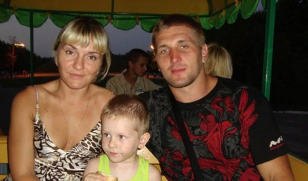 Нурмагомедов, Валуев, Цзю: как выглядят жены 9 известных российских бойцов