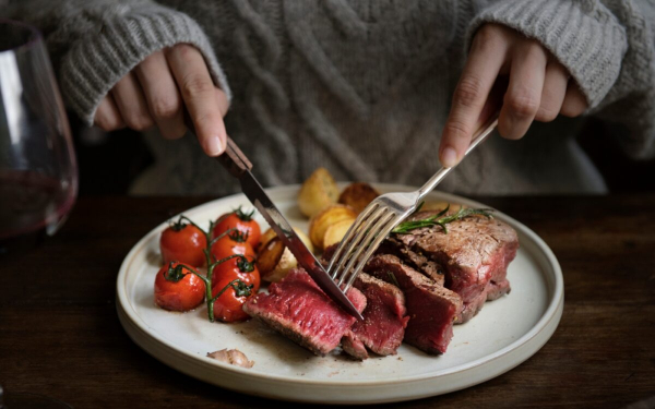 Какова связь между употреблением красного мяса и диабетом, рассказали врачи
