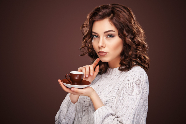 Помогает сбросить вес или прибавляет килограммов: как кофе влияет на фигуру