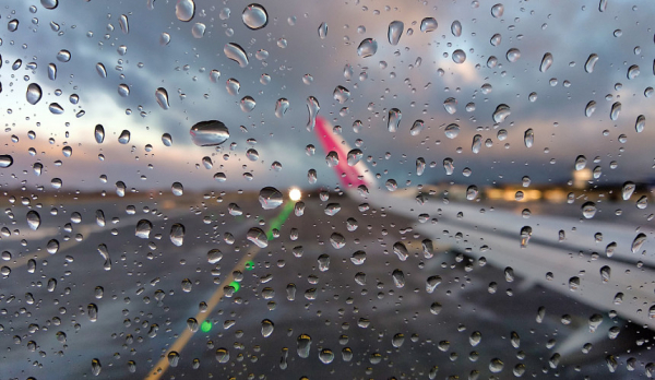Turkish Airlines отменила более 50 рейсов из-за шторма в Стамбуле