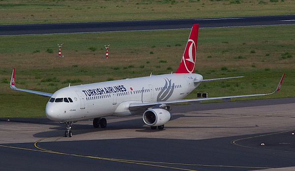 Turkish Airlines снимает рейсы в Анталью из Санкт-Петербурга